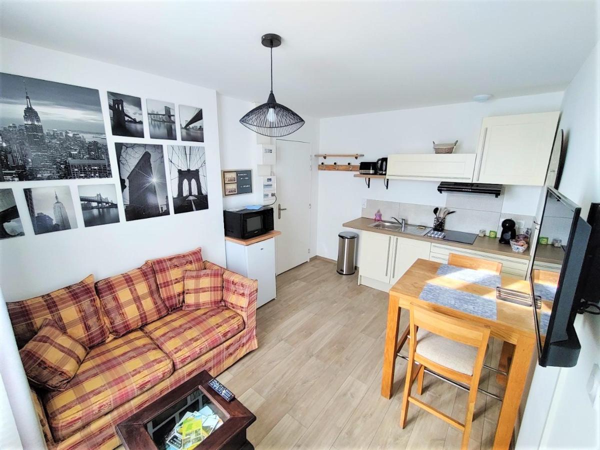 Appartement T2 Mésange Hyper centre d'Ernée Esterno foto
